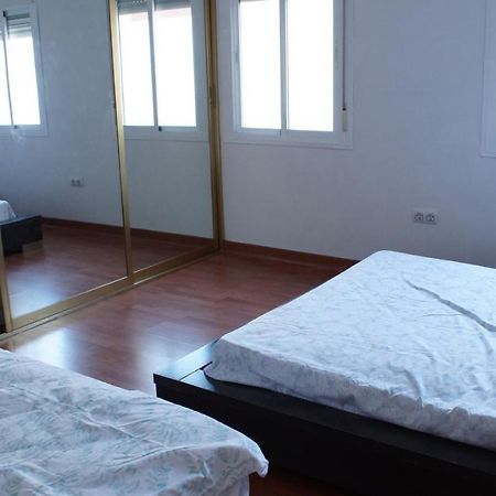 Piso En El Tardon Apartment Seville Exterior photo